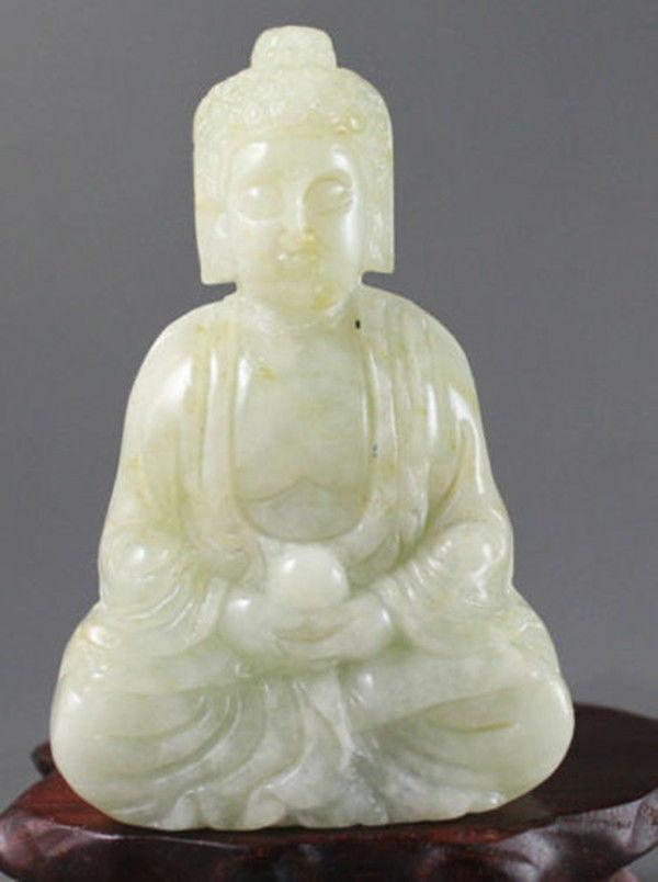 Lisslune | Calm Jade Buddha Amulet - Handcrafted Symbol of Peace from China