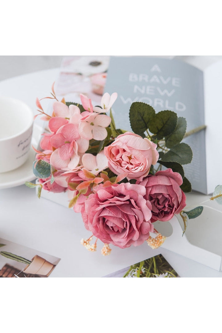 Lisslune | artificial rose display
