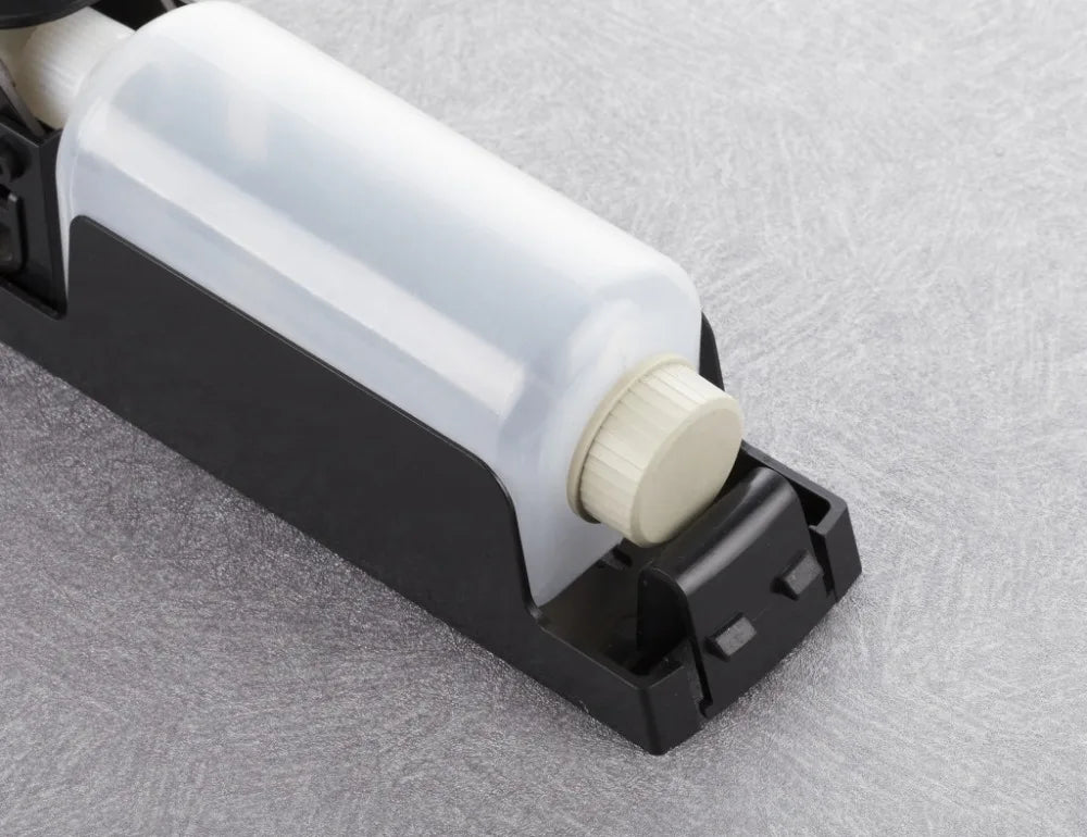 Lisslune | Wall-mounted shower dispenser