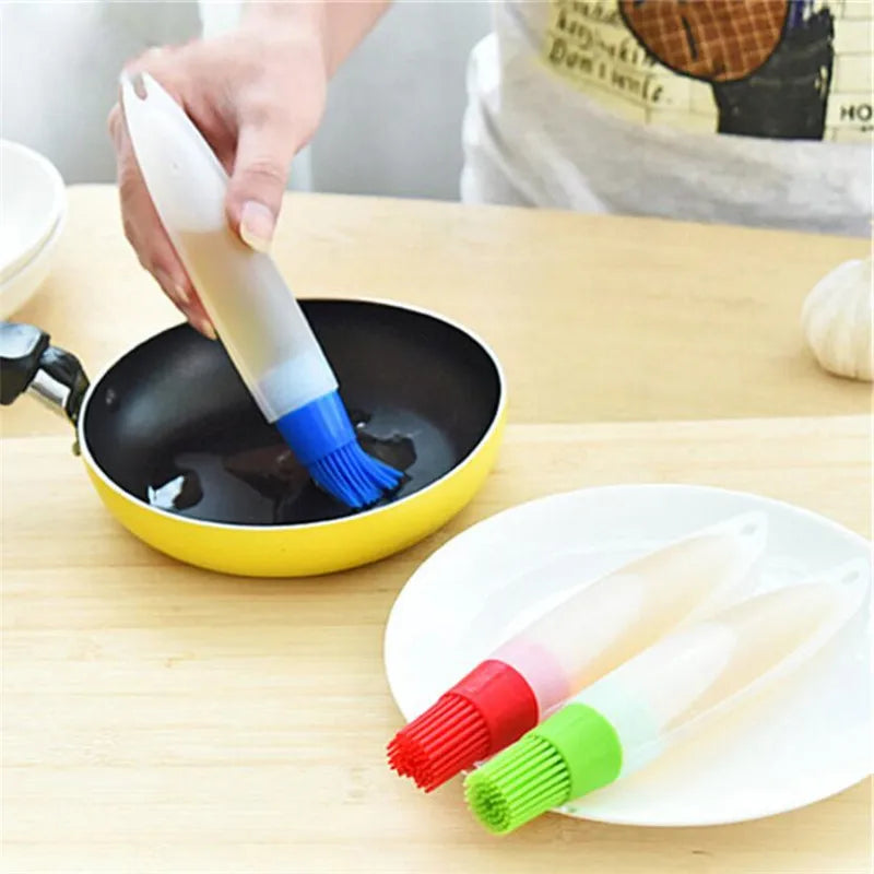 Lisslune | Multipurpose Heat Resistant Oil Bottle Brush