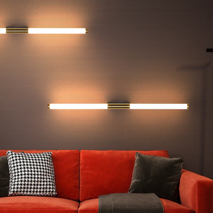 Lisslune | BarGleam – Minimalist Gold Wall Lamp with a Modern Twist