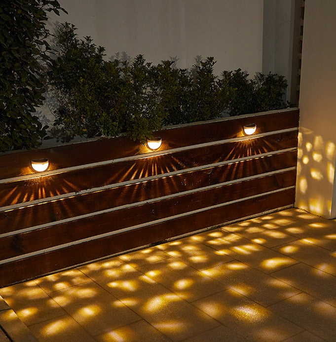 Lisslune | NoirRay – Solar Wall Lamp with Elegant Modern Glow