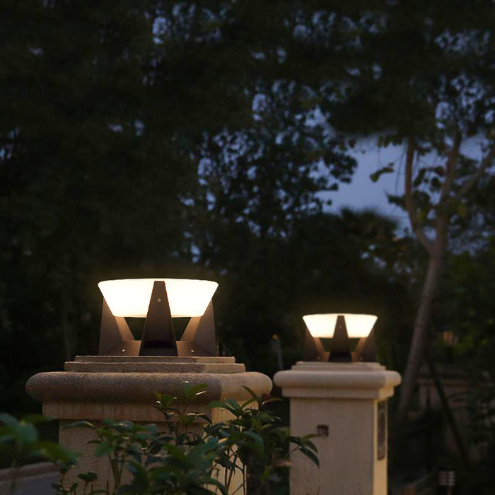 Lisslune | Luxion - Premium Outdoor Lighting