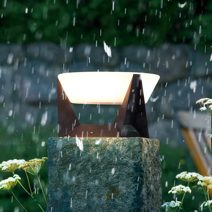 Lisslune | Luxion - Premium Outdoor Lighting