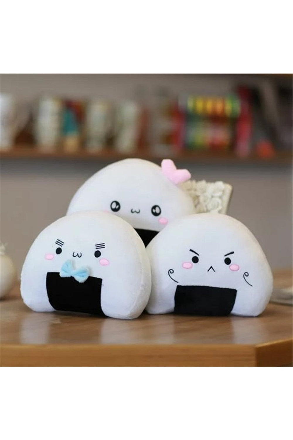 Lisslune | rice ball shaped pillow