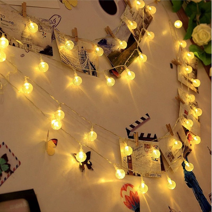 Lisslune | Solar-powered LED string lights for outdoor use