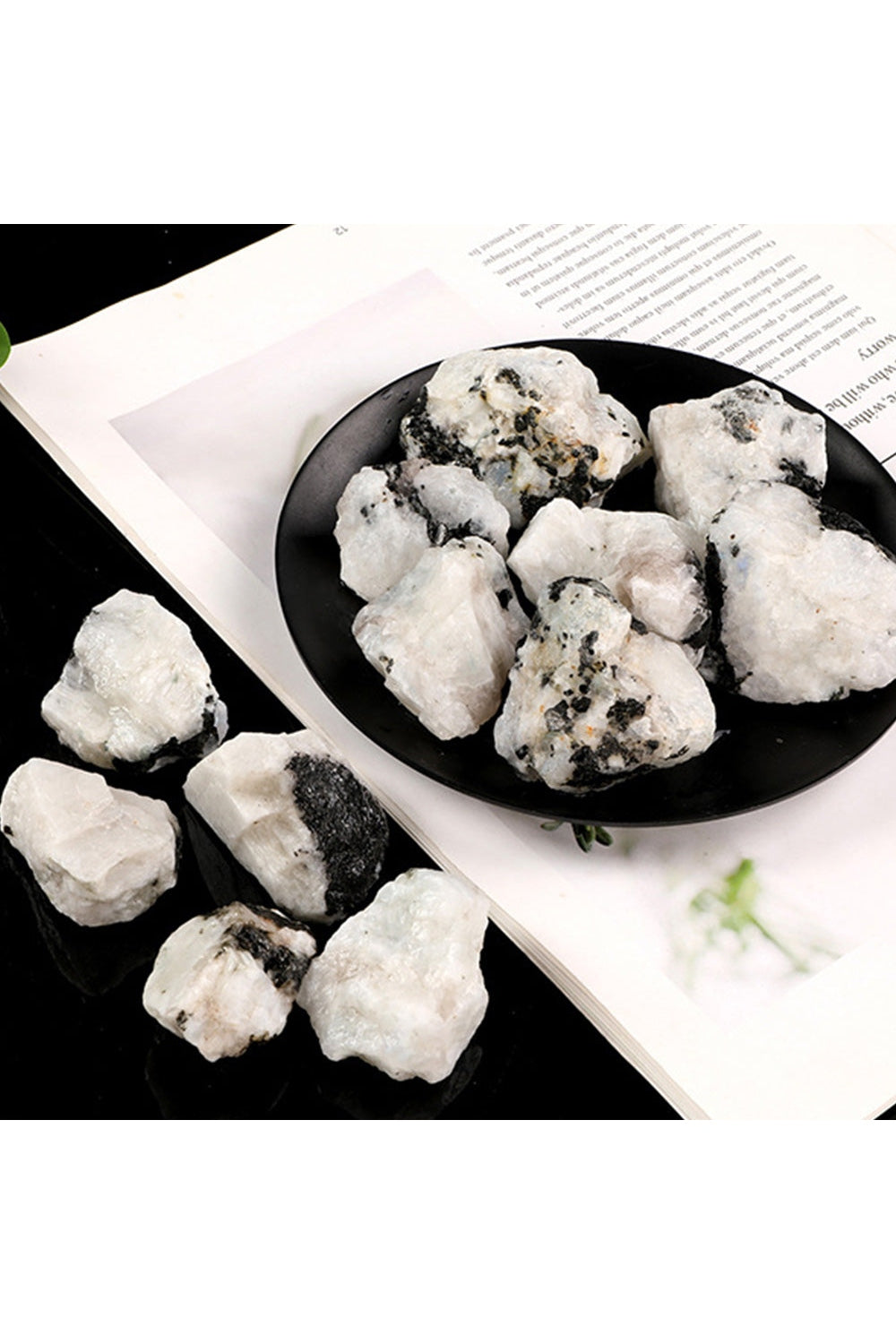 Lisslune | Moonstone Healing Stone