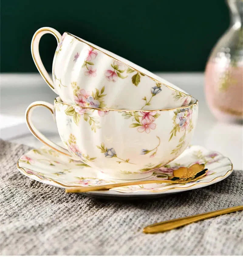 Lisslune | Elegant Bone China Porcelain Coffee Cup - Luxurious and Unique Design