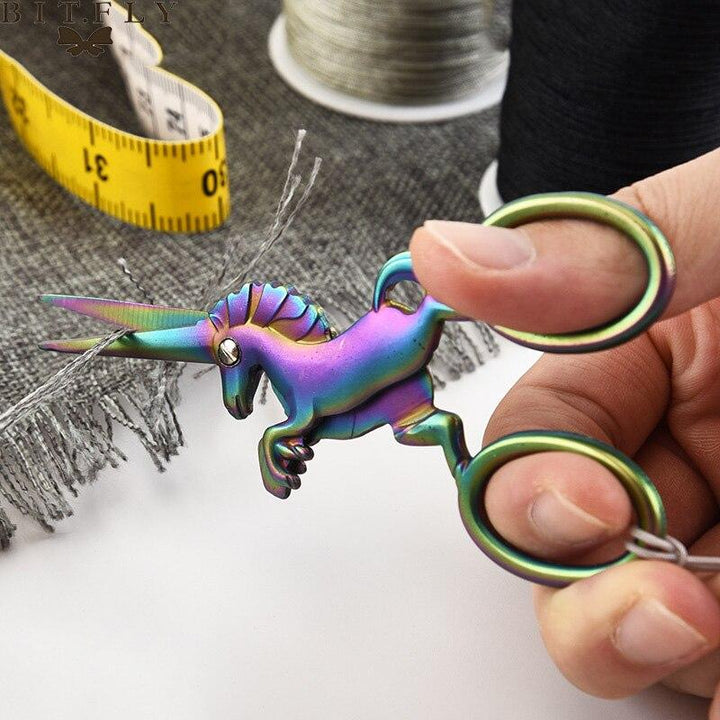 Lisslune | unicorn harness scissors