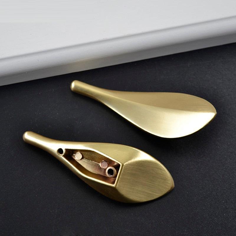 Lisslune | Nordic Elegance Solid Brass Gold Leaf Cabinet Handle - Enhance the Aesthetics of Your Home