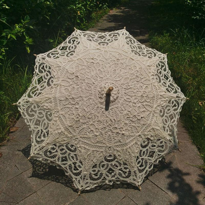 Lisslune | Timeless Victorian Lace Parasol: A Stunning Accessory for Outdoor Events