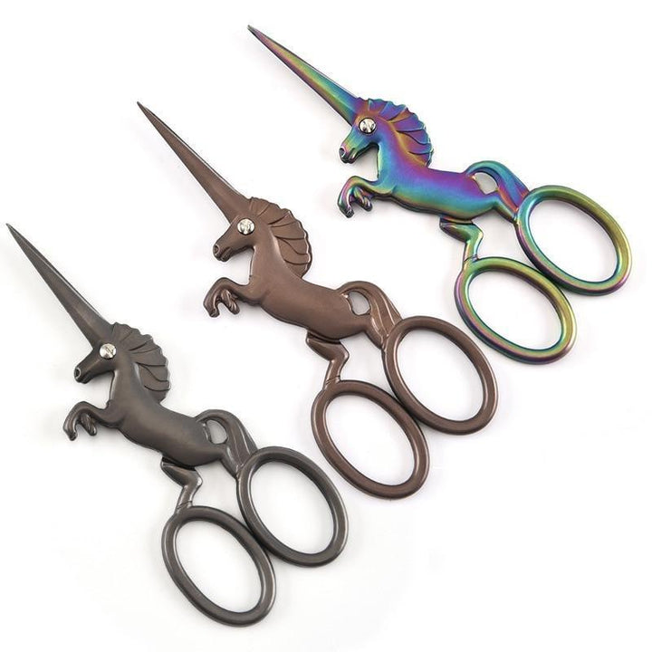 Lisslune | unicorn harness scissors