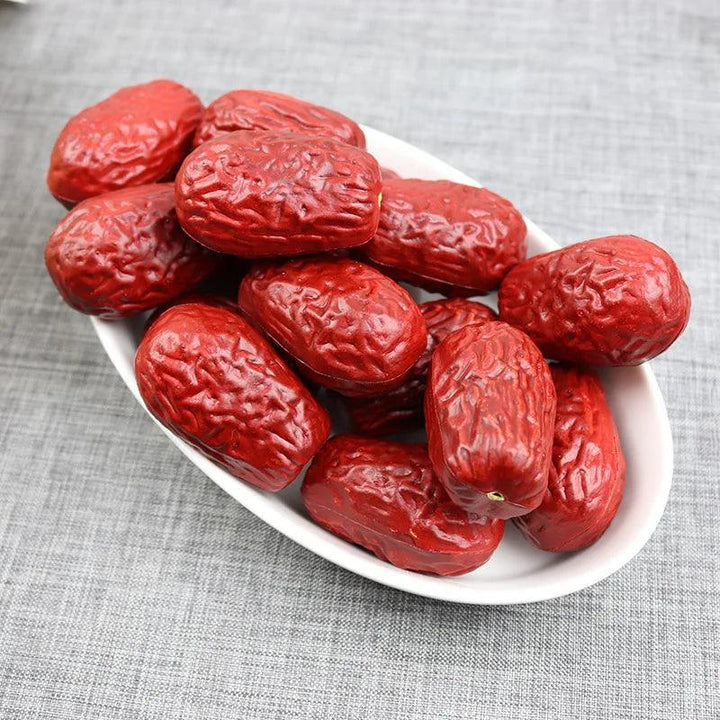 Lisslune | Set of 10 lifelike, artificial, dried jujube decorative elements for home and event designs