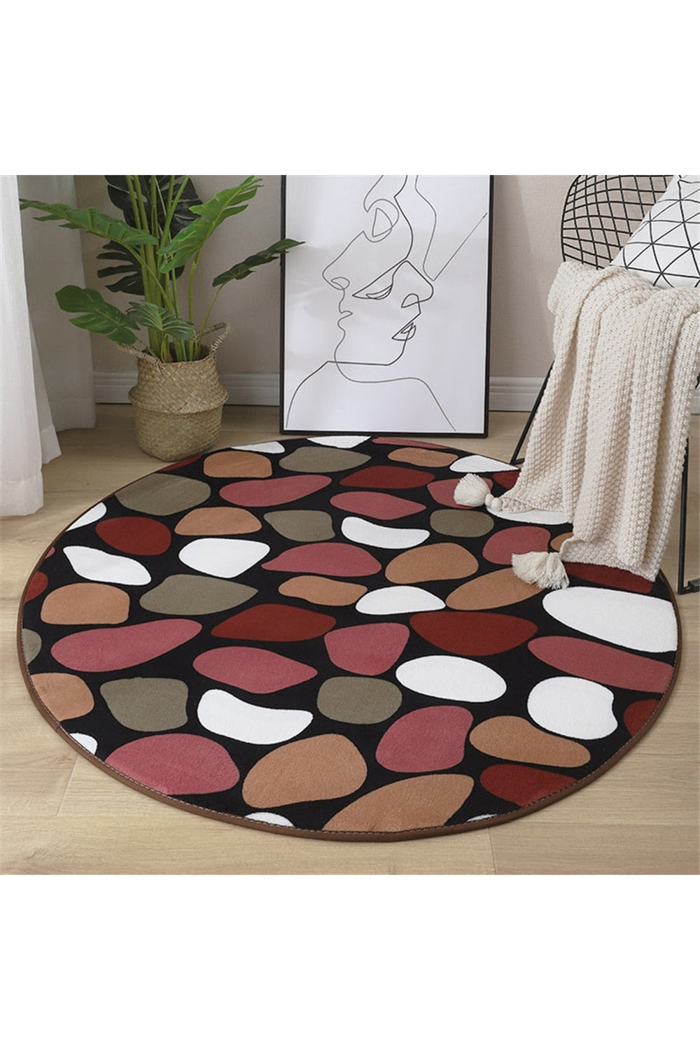 Lisslune | round rug with coral pattern