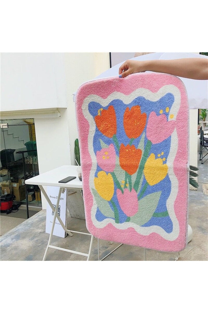 Lisslune | Tulip-shaped rug