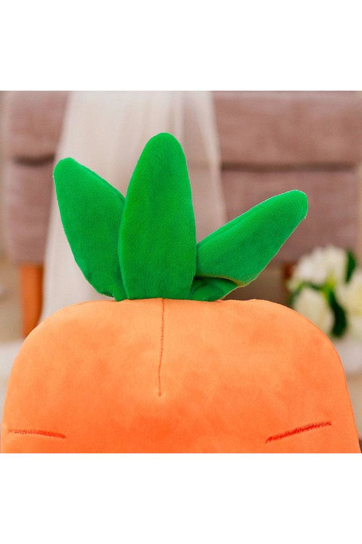 Lisslune | Carrot-shaped pillow