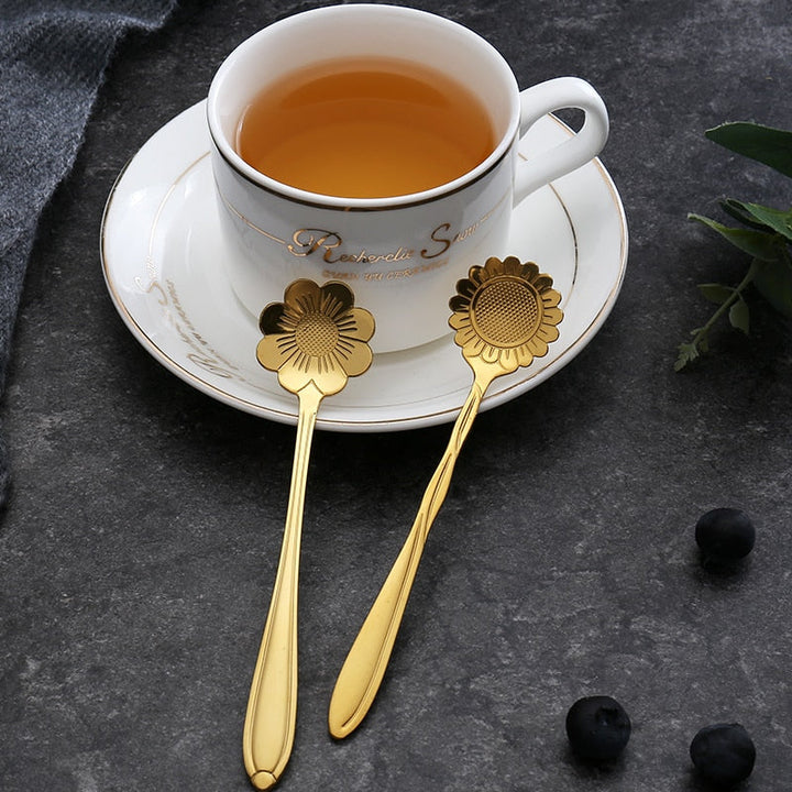 Lisslune | 8-piece stainless steel teaspoon set with flower design