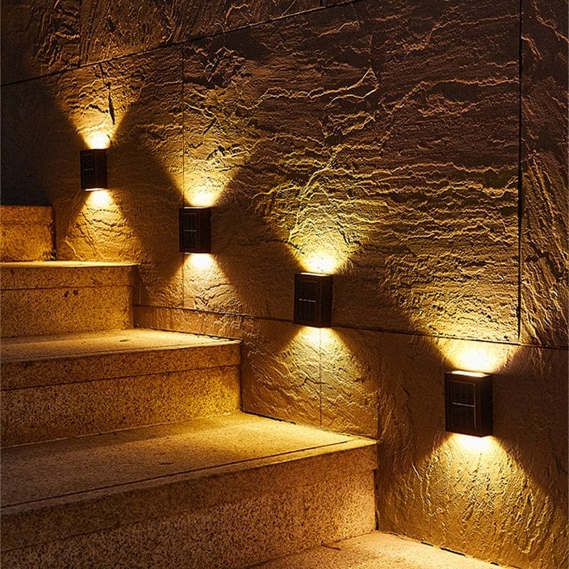 Lisslune | Solar-powered terrace wall light