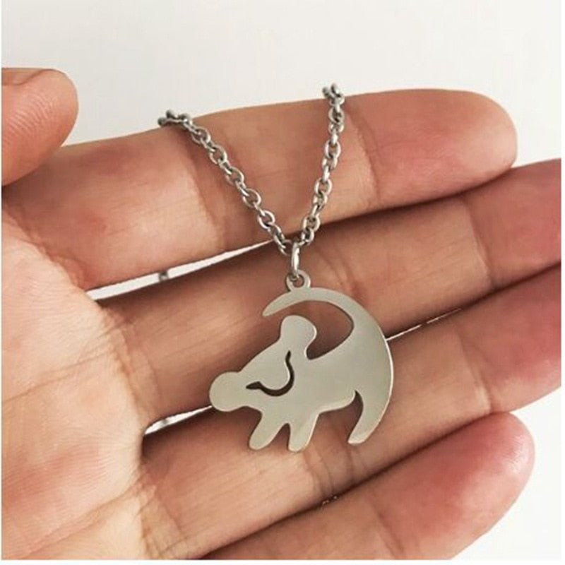 Lisslune | Matata Lion King Necklace Model Simba
