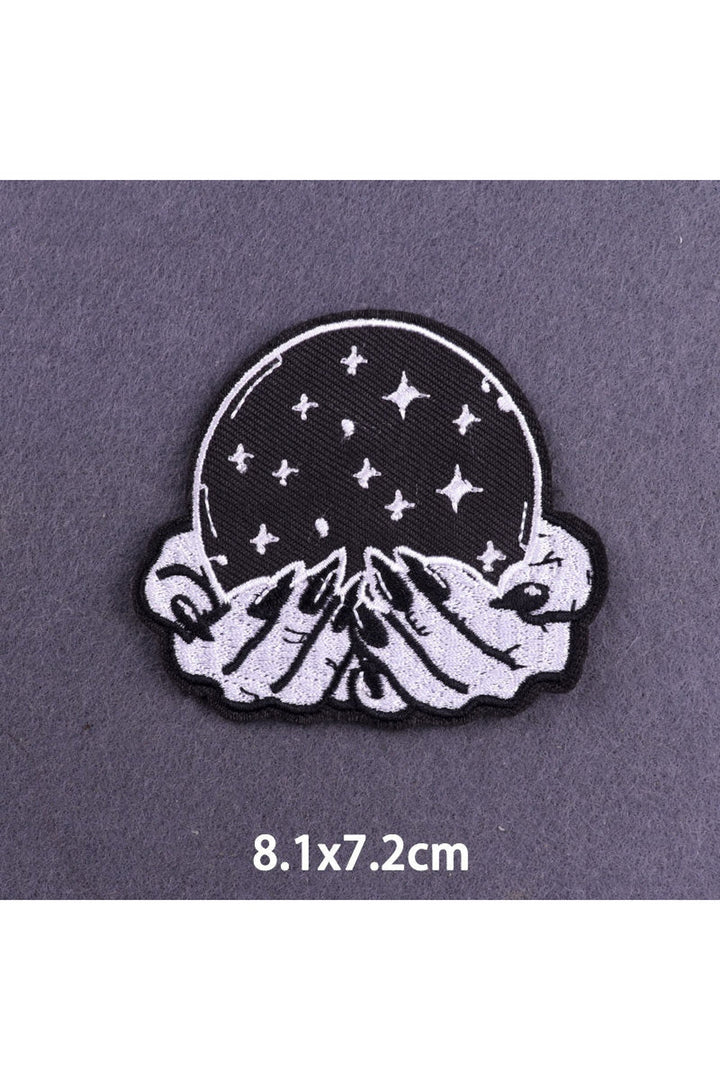 Lisslune | themed embroidered patches