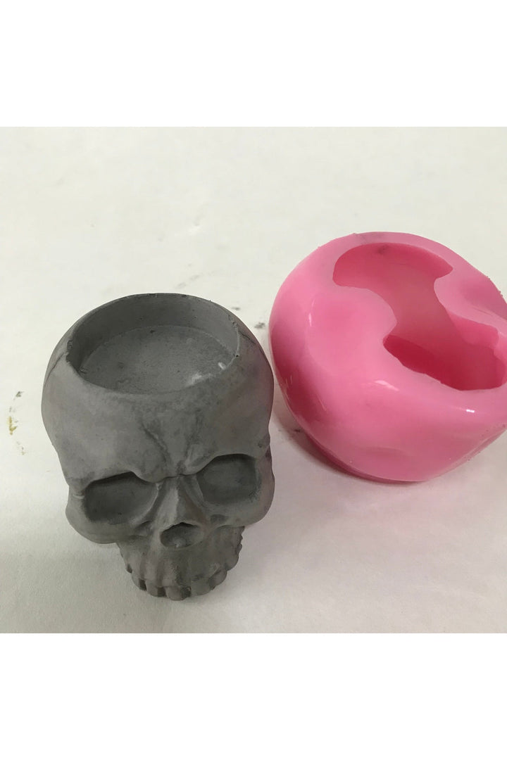 Lisslune | Skull Candle Holder