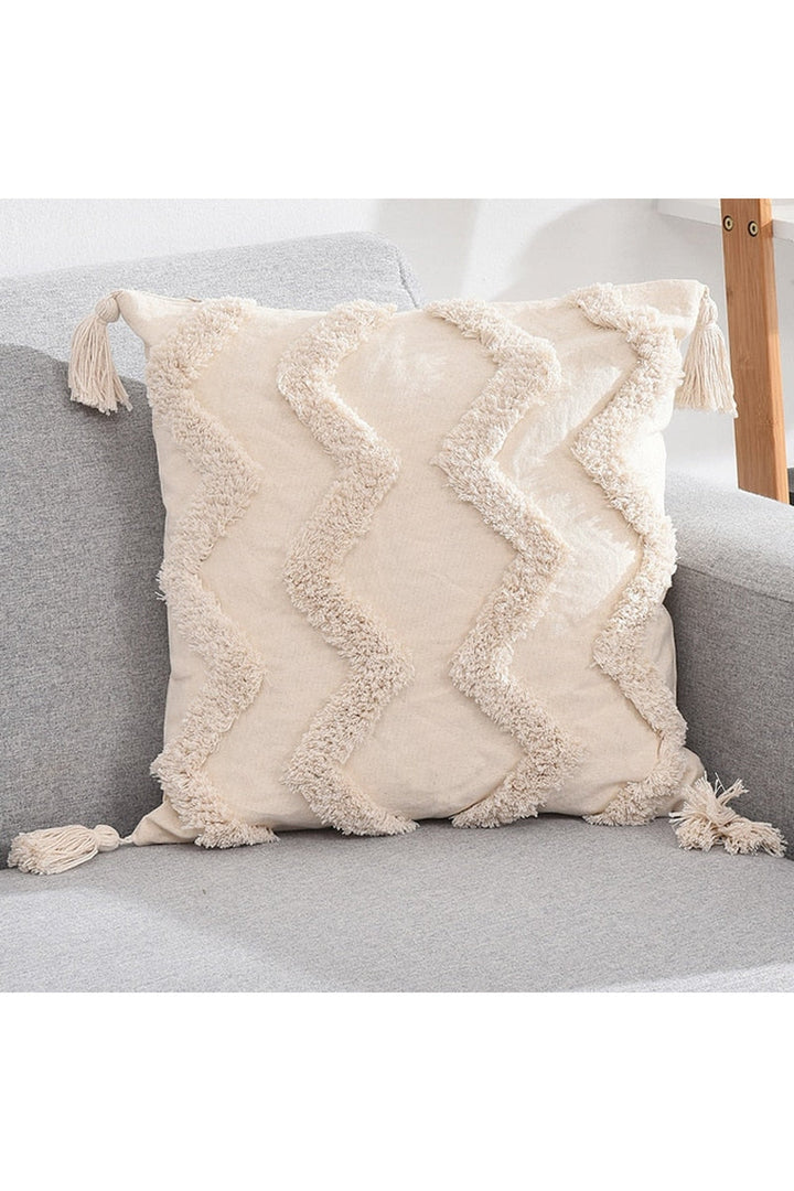 Lisslune | tufted cushion cover