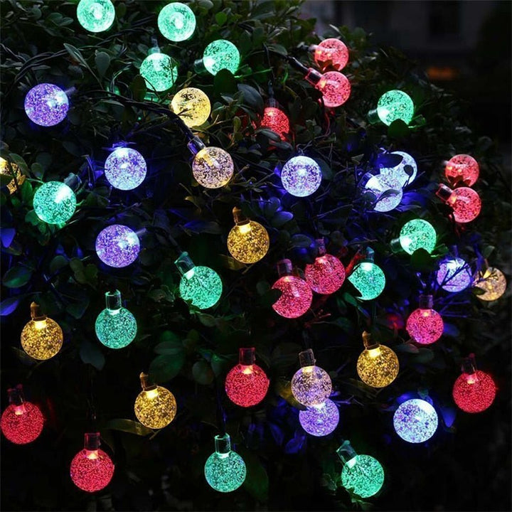 Lisslune | Solar-powered LED string lights for outdoor use