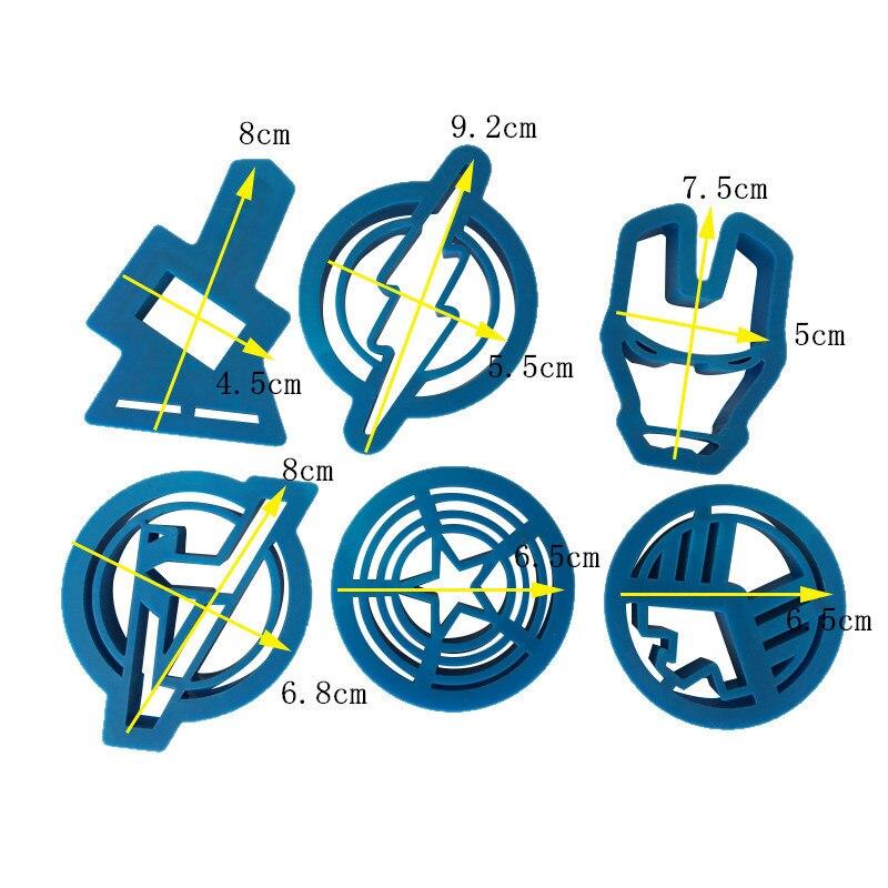 Lisslune | Superhero Cookie Cutters