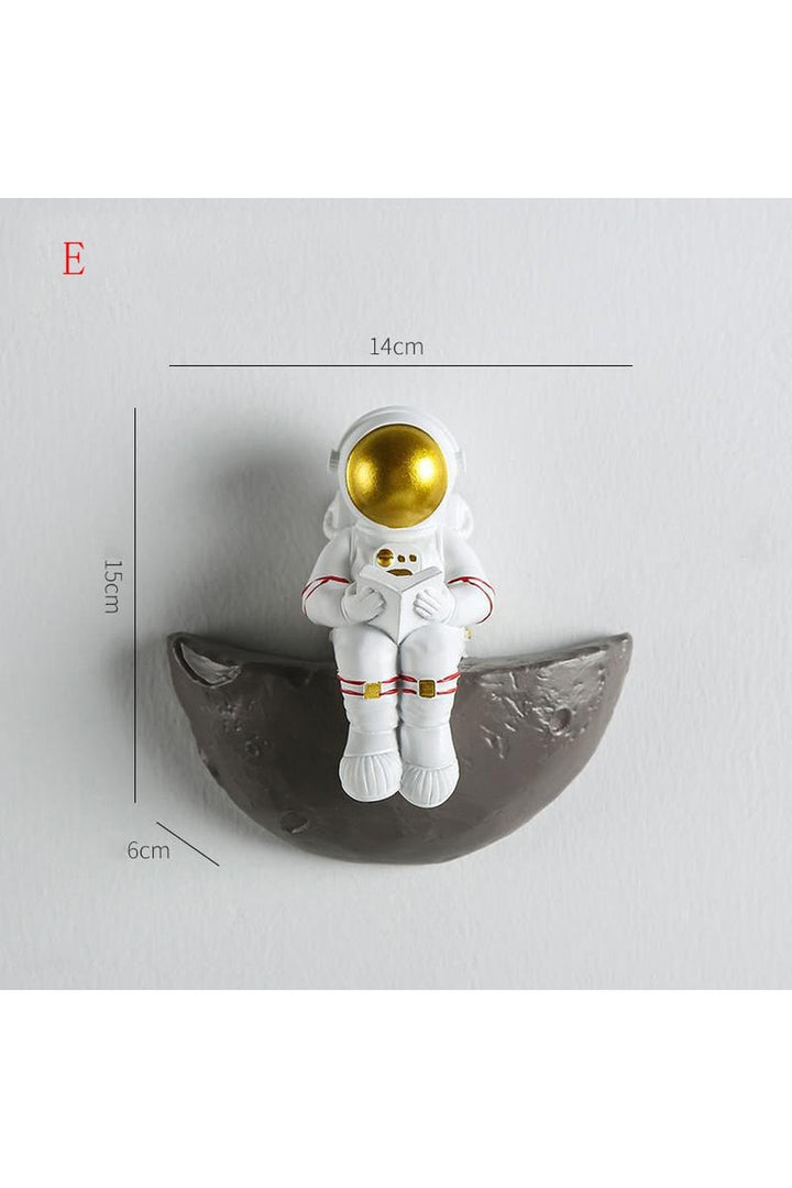 Lisslune | Astronaut Wall Art