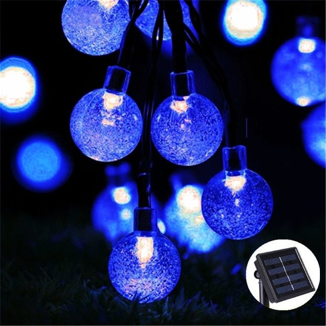 Lisslune | Solar-powered LED string lights for outdoor use