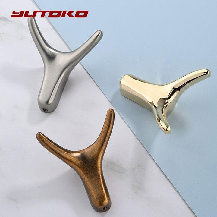 Lisslune | Chic Bull Head Wall Hook for Functional Home Organization in Various Designs
