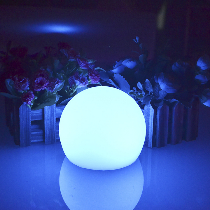 Lisslune | Weatherproof Round LED Garden Light with 16 Colors and Remote Control - Perfect for Garden, Porch & Party