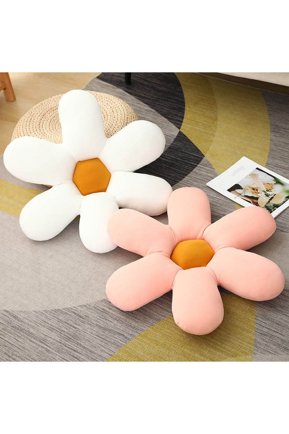 Lisslune | White Daisy Flower Cushion