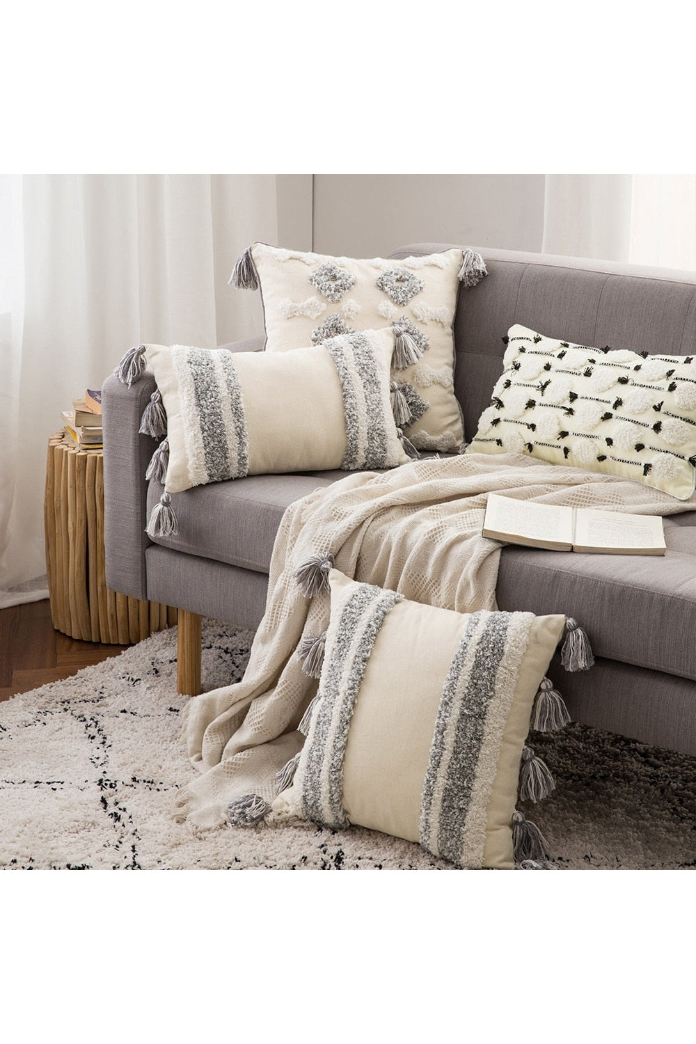 Lisslune | tufted cushion cover