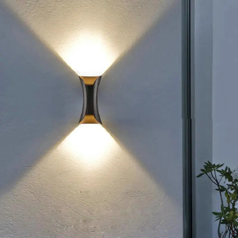 Lisslune | Luno - Colorful LED Outdoor Wall Lamp