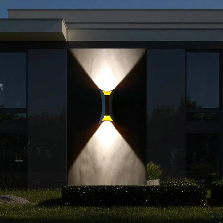 Lisslune | Luno - Colorful LED Outdoor Wall Lamp