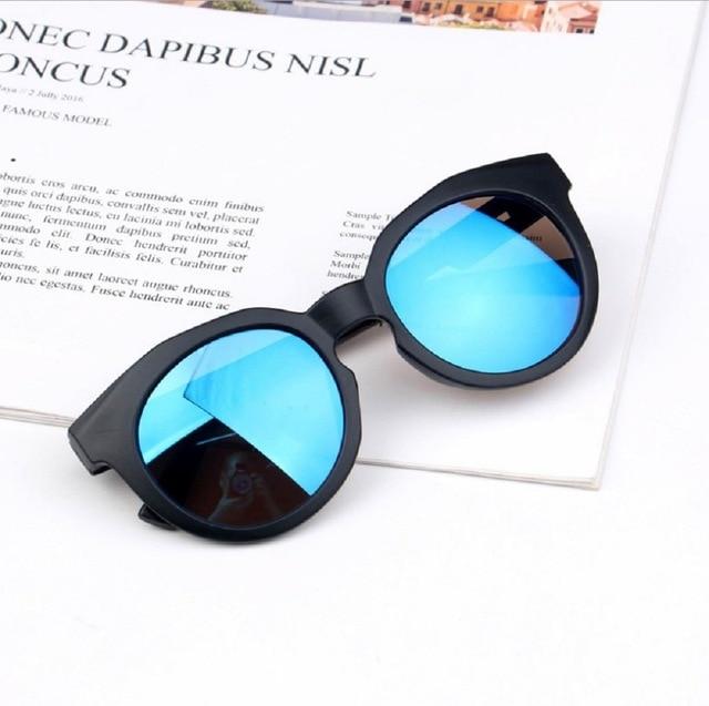 Lisslune | Mirrored Kids' Sunglasses with UV Protection (3 to 7 Years)