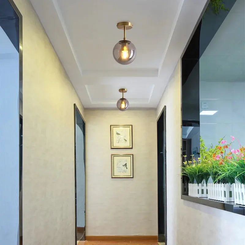Lisslune | Elegant ball ceiling lamp with LED bulb for your chic space