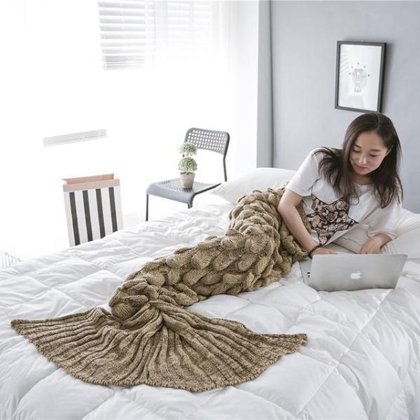 Lisslune | Mermaid Crochet Blanket