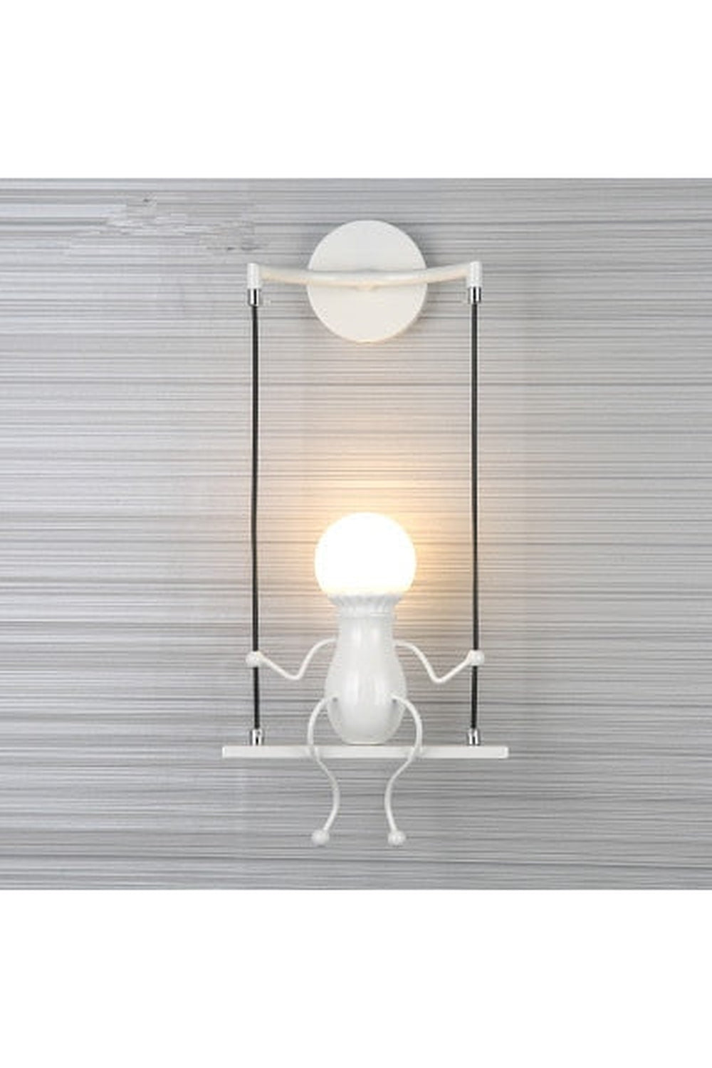 Lisslune | Little Man Swing LED