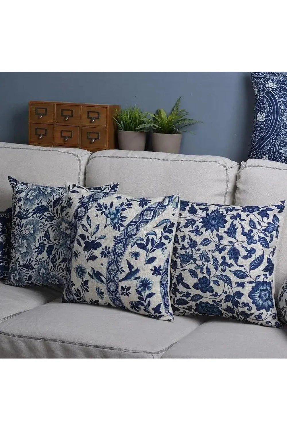 Lisslune | Floral Sofa Pillow Cover