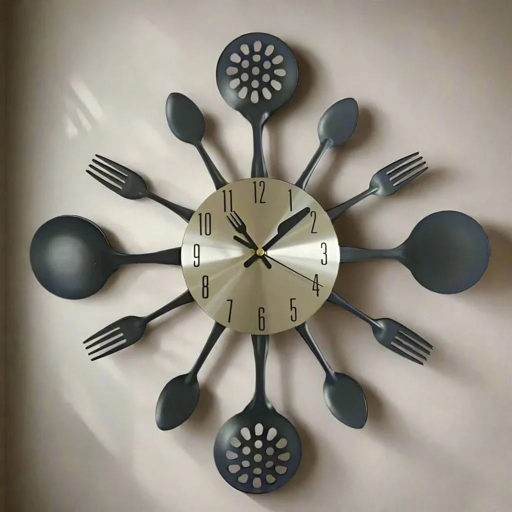 Lisslune | Liona - Unique Wall Clock
