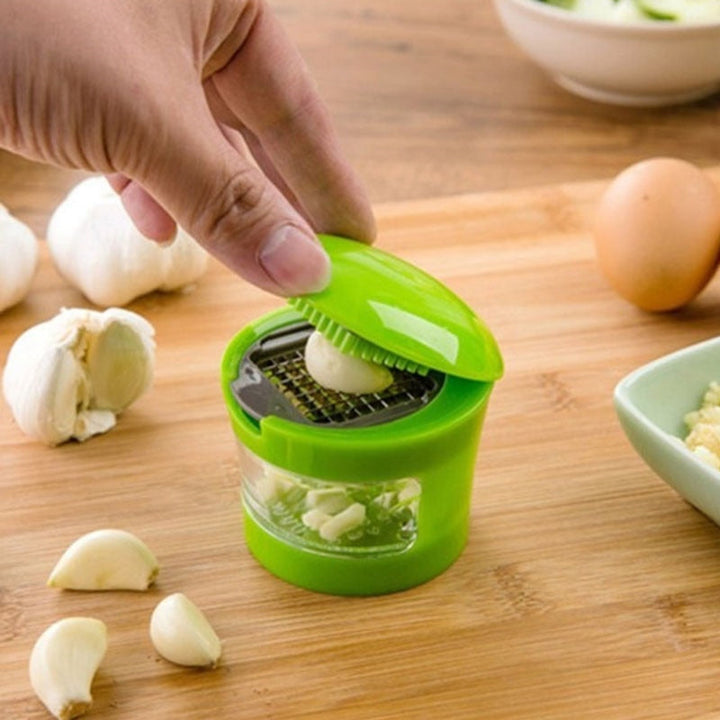 Lisslune | Mini Hand Press Garlic Slicer
