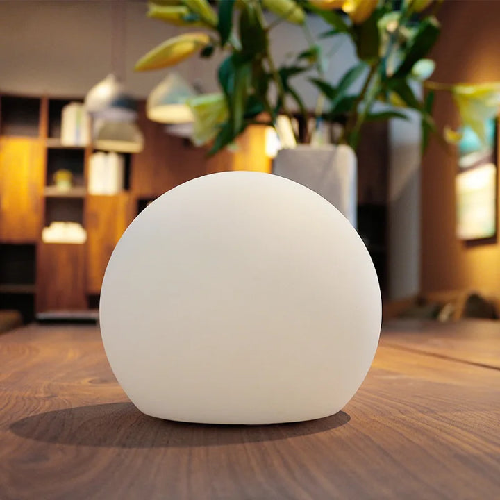 Lisslune | GlowSphere – Table lamp with modern worldly charm