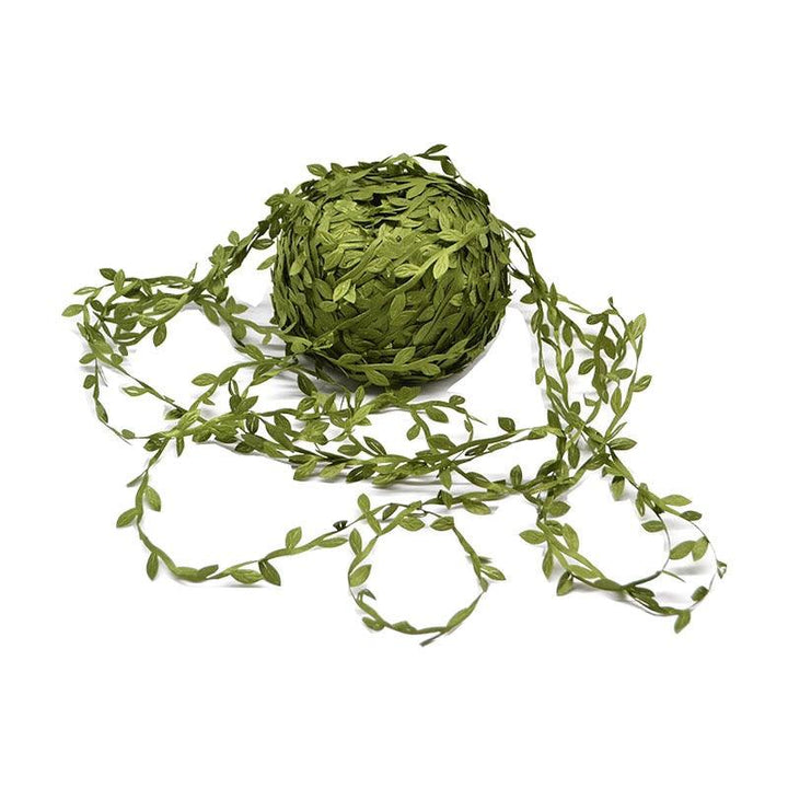 Lisslune | Lush Green Silk Leaf Garland - 10 Meters for elegant home decor and creative craft projects