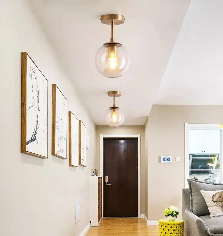 Lisslune | Elegant ball ceiling lamp with LED bulb for your chic space