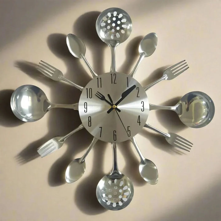 Lisslune | Liona - Unique Wall Clock