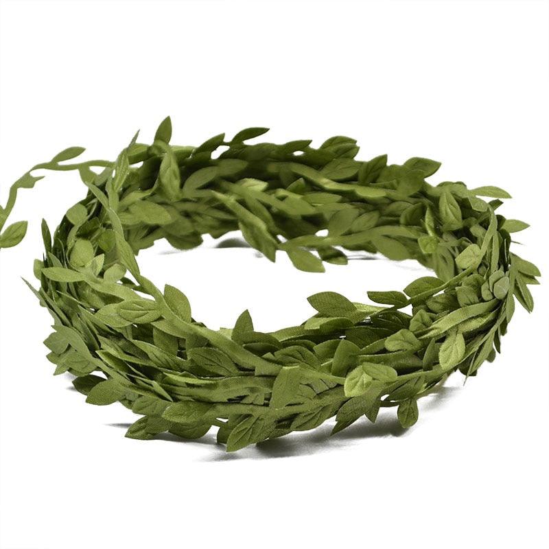 Lisslune | Lush Green Silk Leaf Garland - 10 Meters for elegant home decor and creative craft projects
