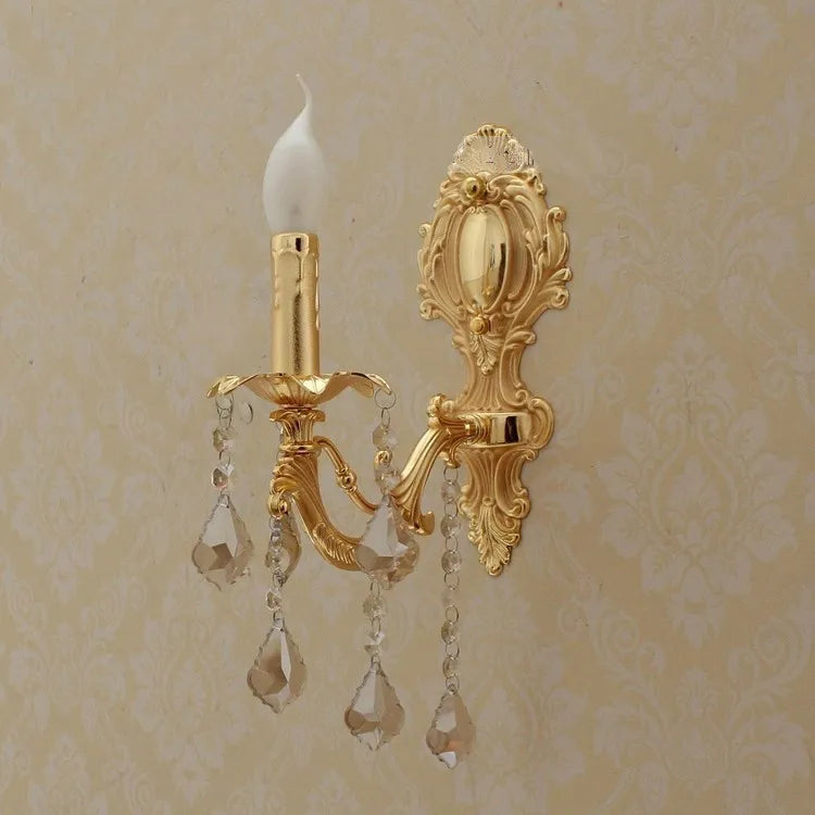 Lisslune | RegalGlow - Baroque Wall Lamp in Gold with Crystal Accents