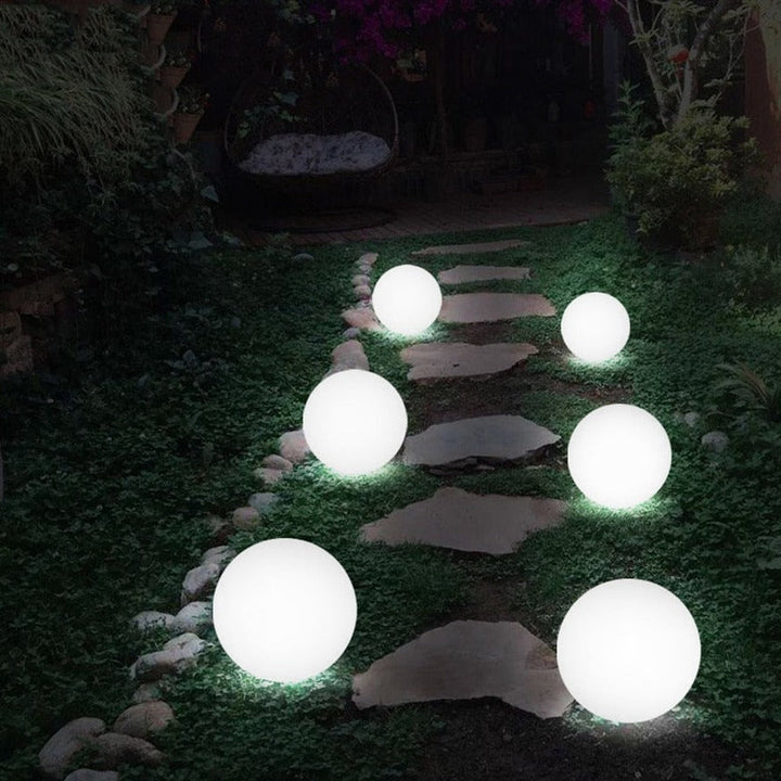 Lisslune | Weatherproof Round LED Garden Light with 16 Colors and Remote Control - Perfect for Garden, Porch & Party